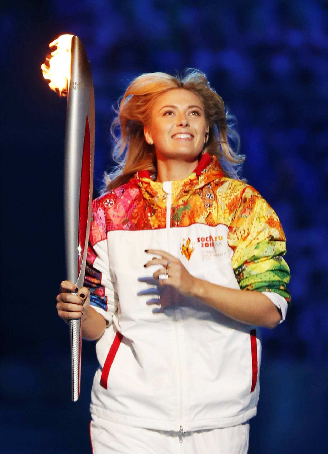 PG电子- 莎拉波娃重返赛场，出色发挥首场状态出色，掘金观众沸腾！引发球迷热议