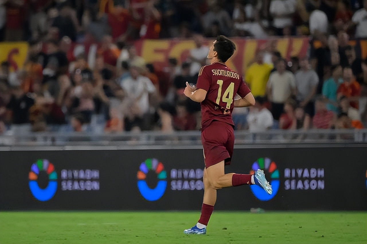 足总杯关键战走向成谜,里昂状态回暖,气氛紧张,年轻球员获得机会(综这很宇智波) 足总杯关键战走向成谜,里昂状态回暖,气氛紧张,年轻球员获得机会(综这很宇智波)