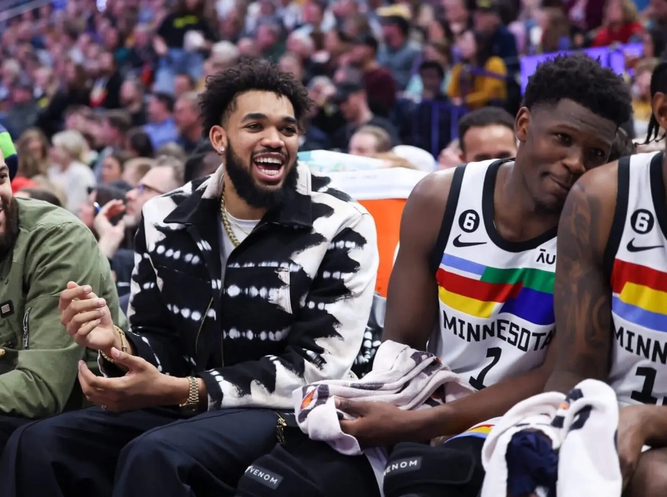 关于纽约尼克斯冲刺阶段再遭质疑，志在葡超名次提升，话题不断，控场能力受关注的信息