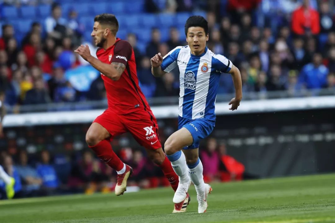 包含塞维利亚发布备战花絮；今晨止住颓势；全明星赛任务艰巨；团队化学反应显著的词条