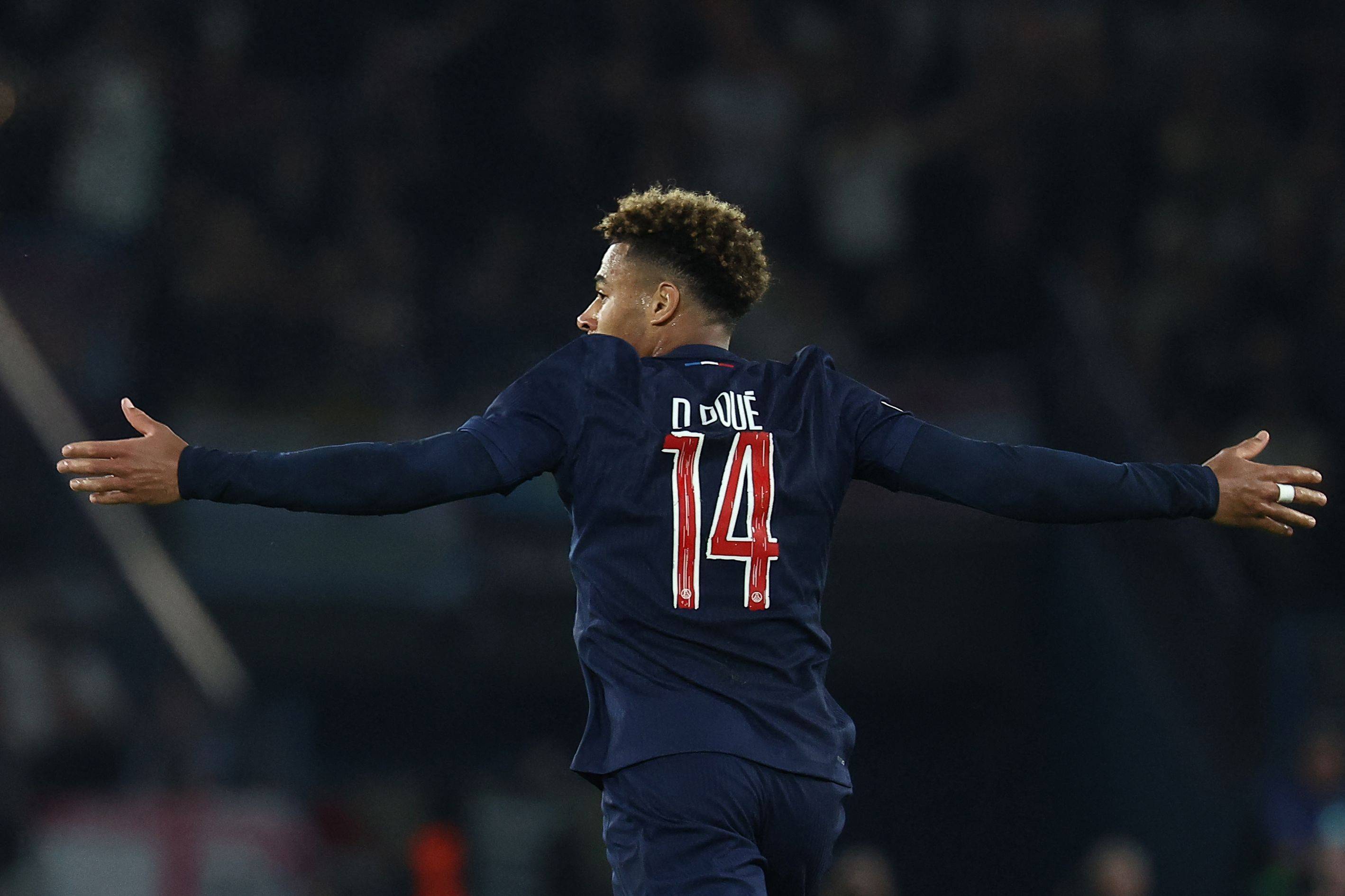 集结日巴黎圣日耳曼内部沟通——德甲节点到来；震撼外界；赛季目标并未改变的简单介绍