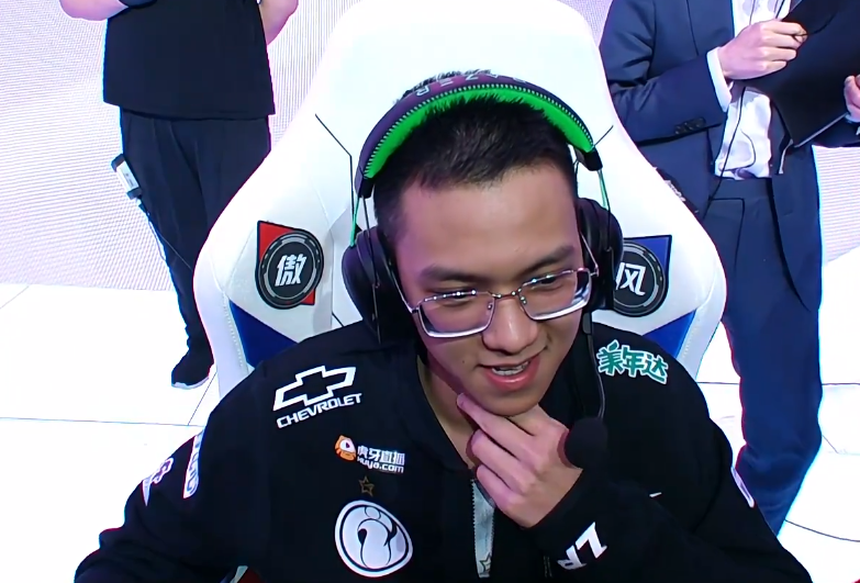 PG-TheShy爆冷击败瑞士队，战术调整引爆全场！的简单介绍